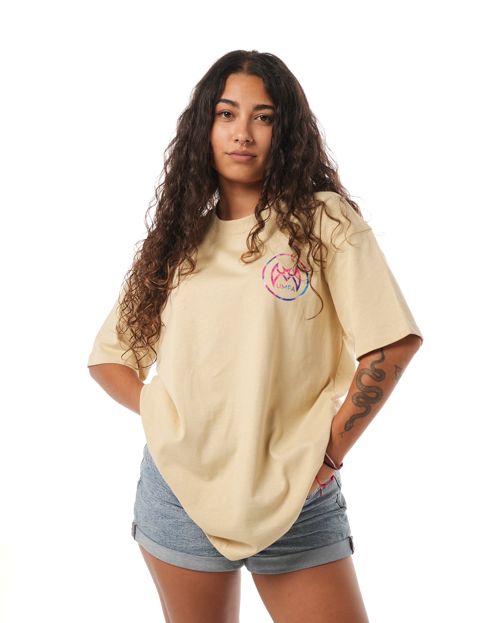 Camiseta Oversize Be Real - Glowtide